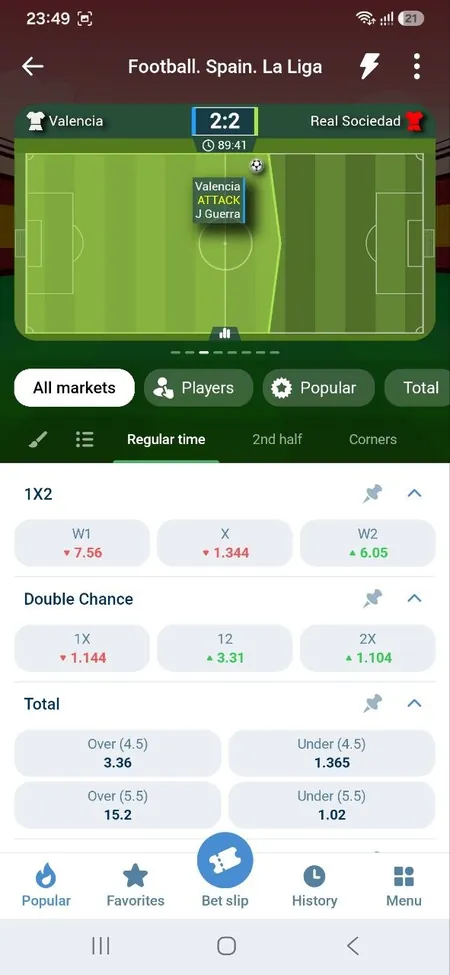 1xBet Android app screenshot: live football match tracker with 1X2, double chance and total markets